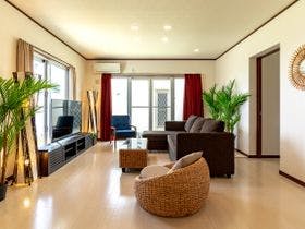 ＬｉＢ　ＰＬＵＳ　ＶＩＬＬＡ　ＮＡＧＯ