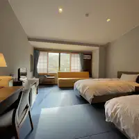 ห้องสไตล์ญี่ปุ่นโมเดิร์นพร้อมเสื่อทาทามิ (ห้องเตียงคู่)