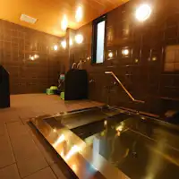 ตัวอย่างห้องอาบน้ำสาธารณะ