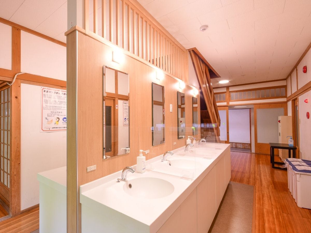 ตัวอย่างห้องล้างหน้า