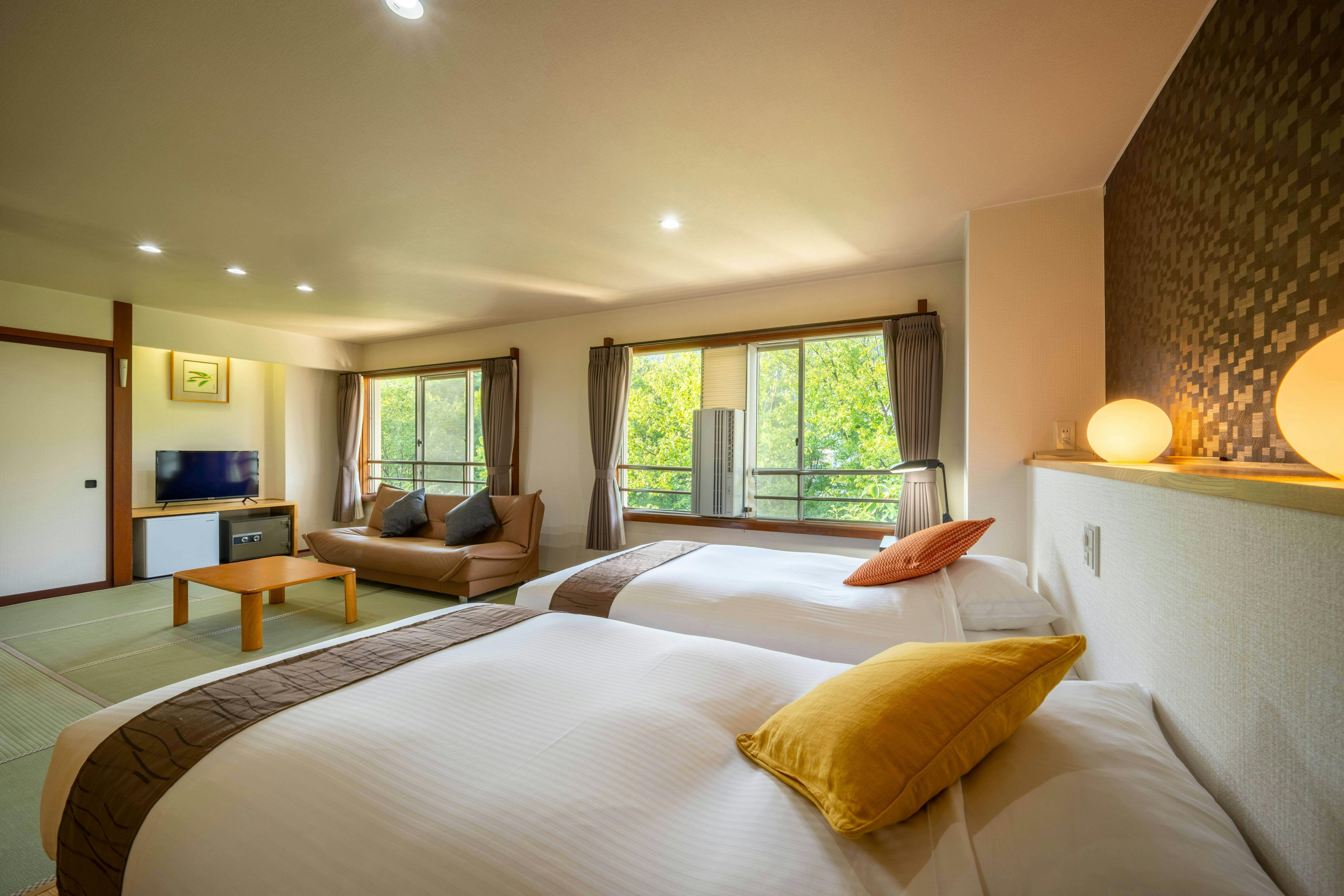 ห้องสไตล์ญี่ปุ่น-ตะวันตก (มีอ่างล้างหน้าและห้องน้ำในตัว)