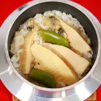 แผนพิเศษช่วงเดือนเมษายน–มิถุนายน ข้าวอบหม้อดินใส่หน่อไม้