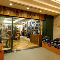 【京阪奈廣場館內】1樓 月村服裝店