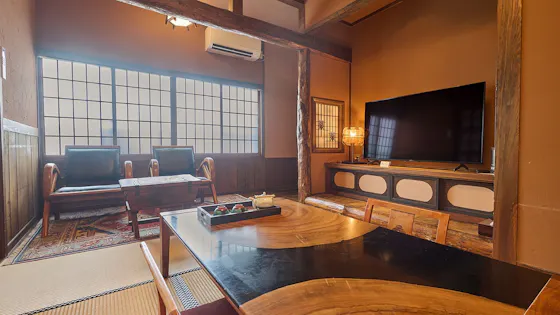 ห้องฮิโกะไต (ห้องสไตล์ญี่ปุ่น・รองรับสูงสุด 5 ท่าน)