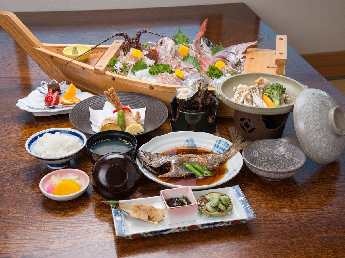 Inn Oshinaya with Ocean and Sunset View Bath