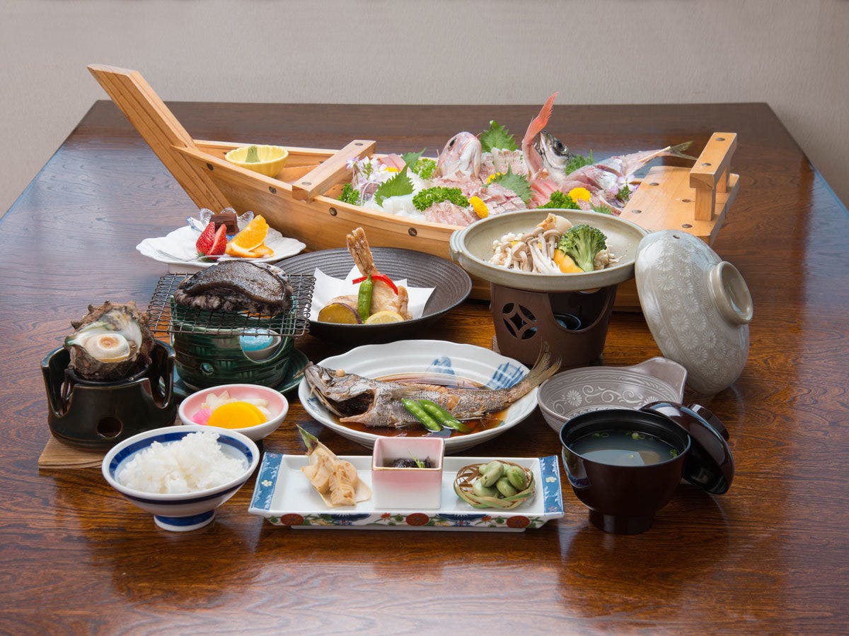 Inn Oshinaya with Ocean and Sunset View Bath