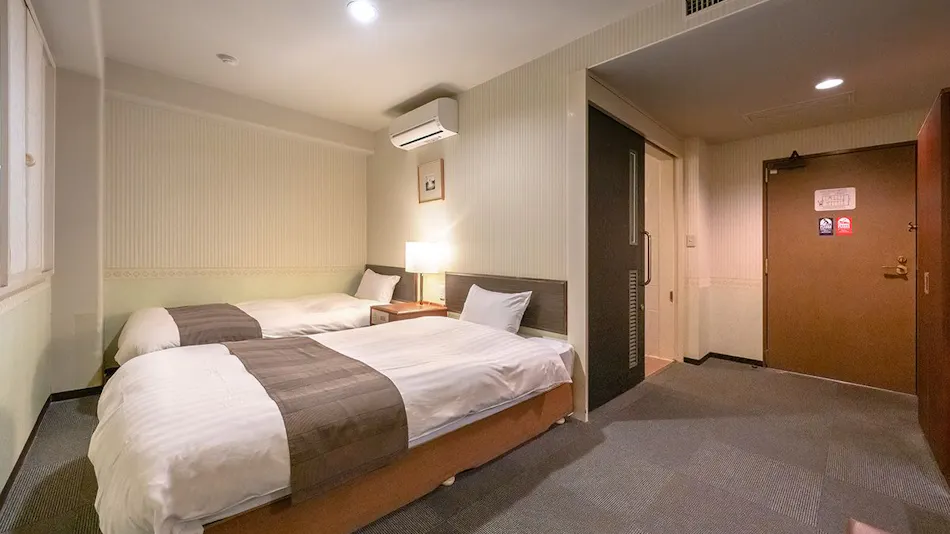 Omura Central Hotel