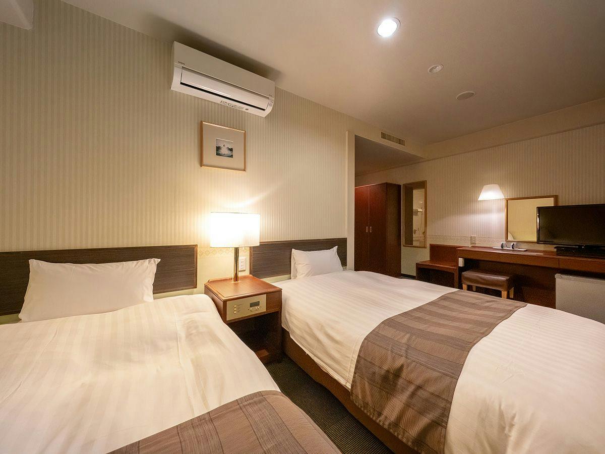 Omura Central Hotel