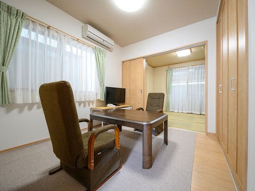 ●ひまわり 客室