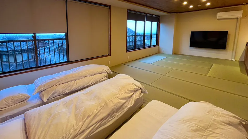 Tsuru-so Inn: Takezaki Crab and Japanese Sake