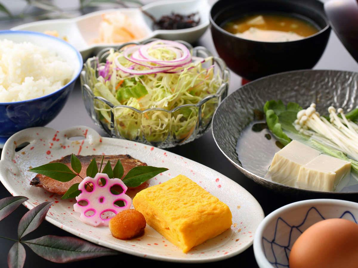 Tsuru-so Inn: Takezaki Crab and Japanese Sake