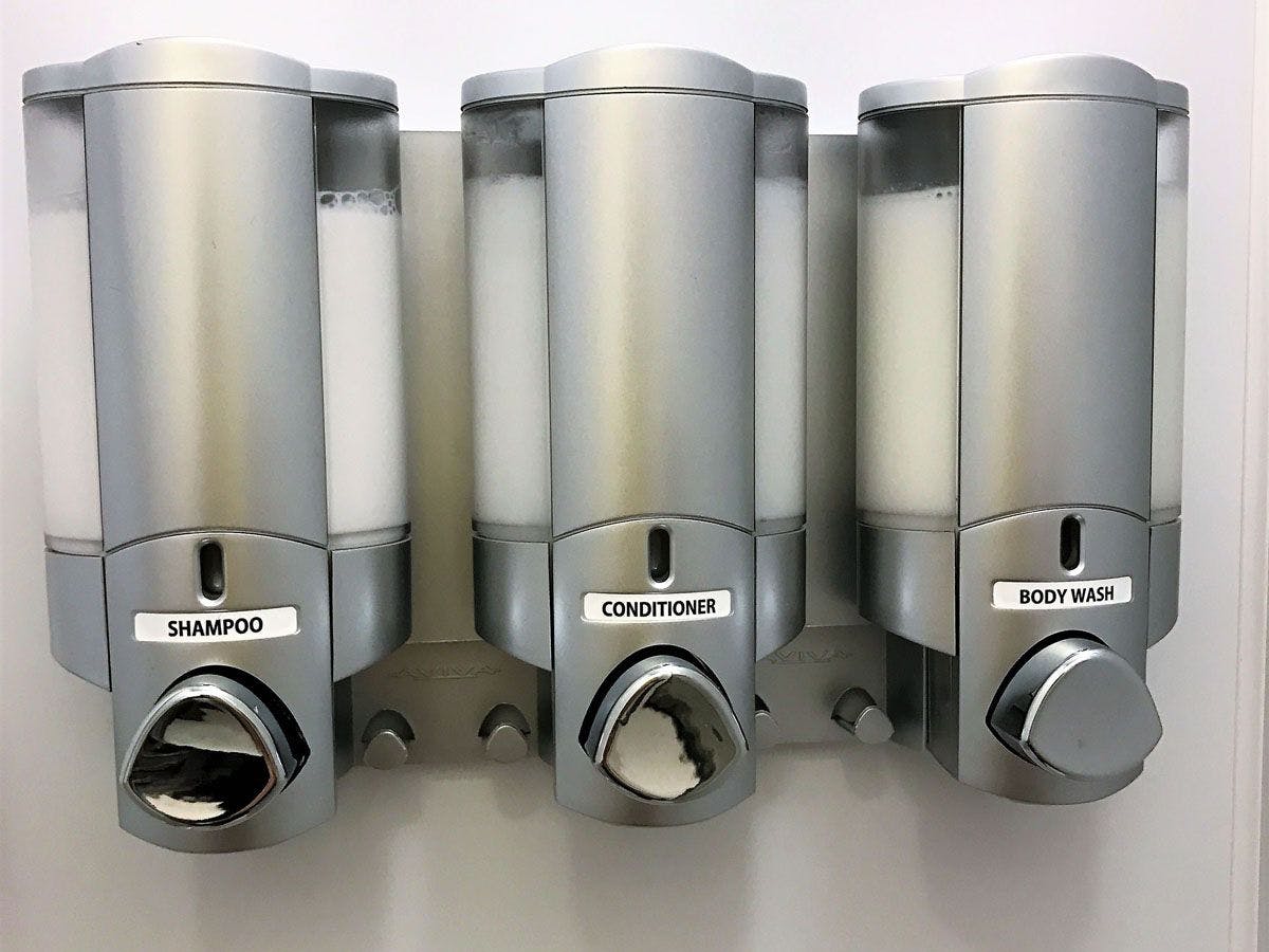 - Pelbagai kemudahan bas