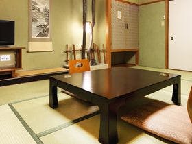 砂湯のお膝元　湯原国際観光ホテル菊之湯