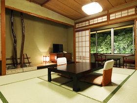 砂湯のお膝元　湯原国際観光ホテル菊之湯