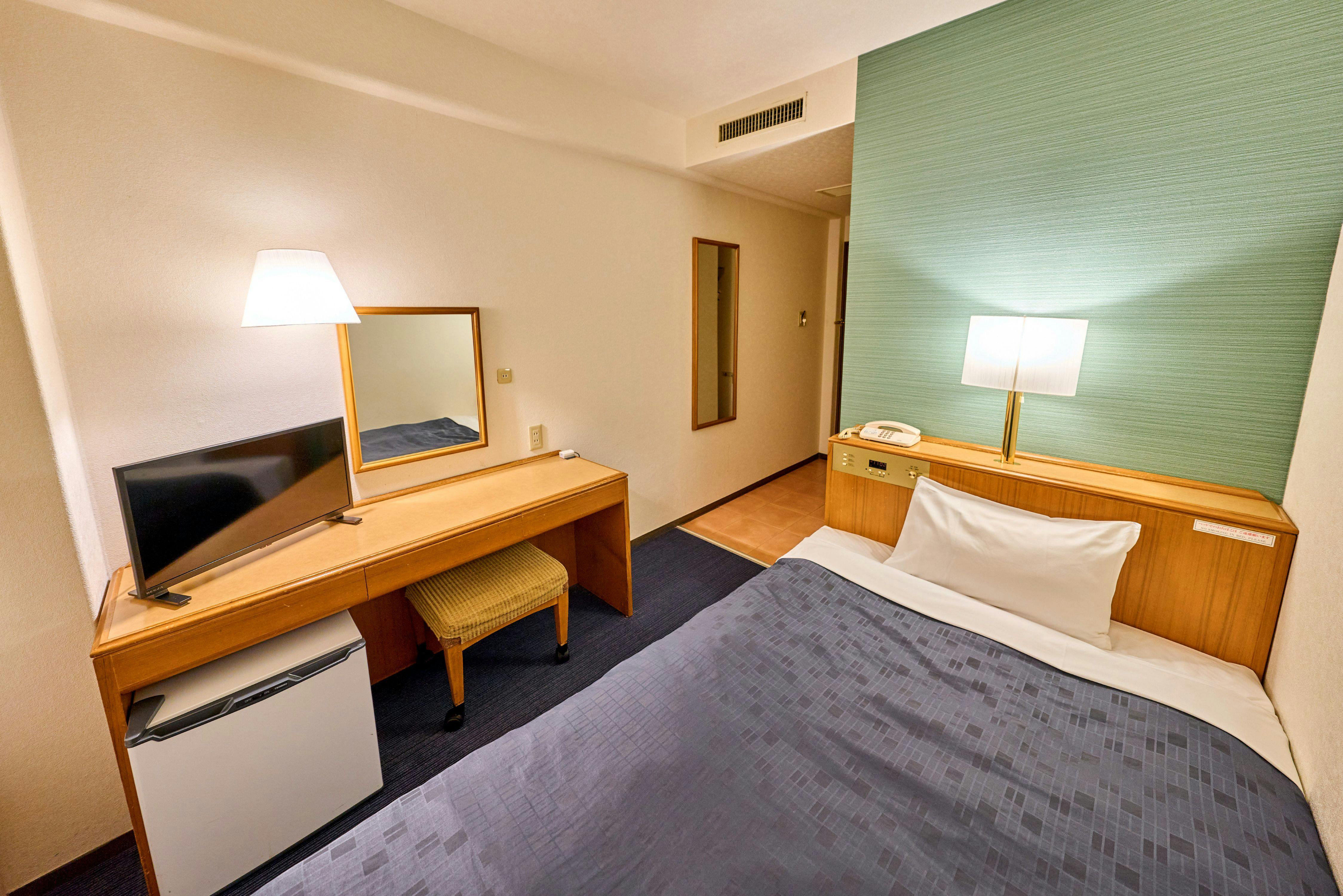 Smile Hotel Tokyo Shinkoiwa (Formerly: Shinkoiwa Park Hotel)