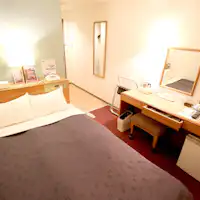 小型双人床房
