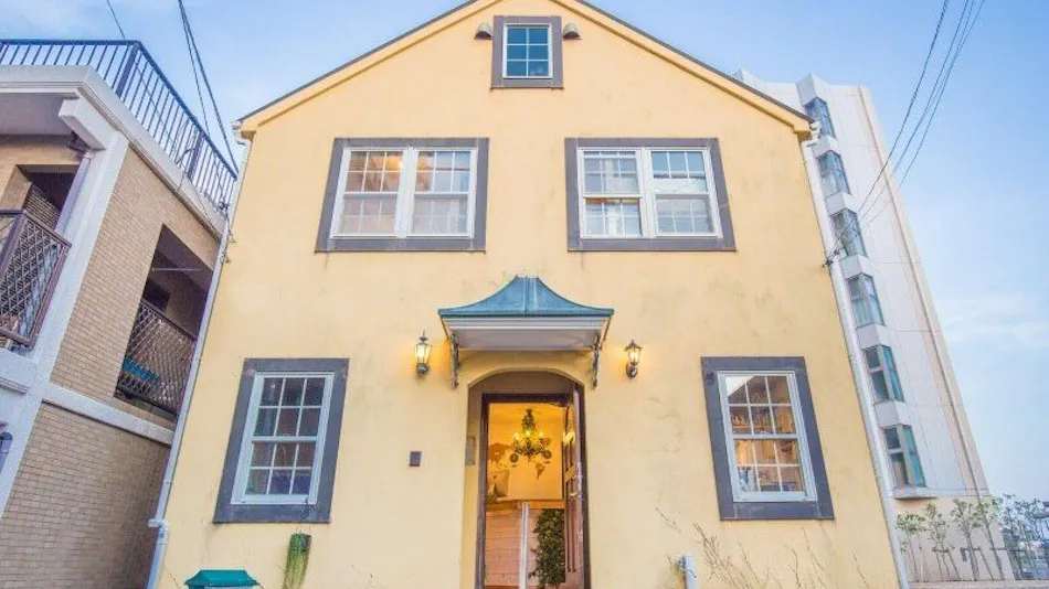 IZA Enoshima Guesthouse