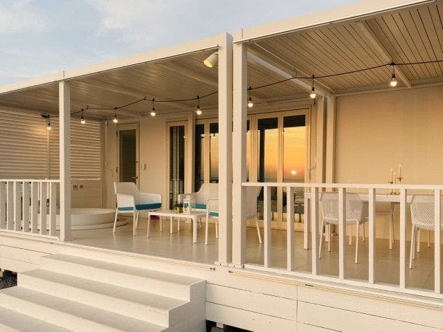 Urban Camp Hotel Marble Beach