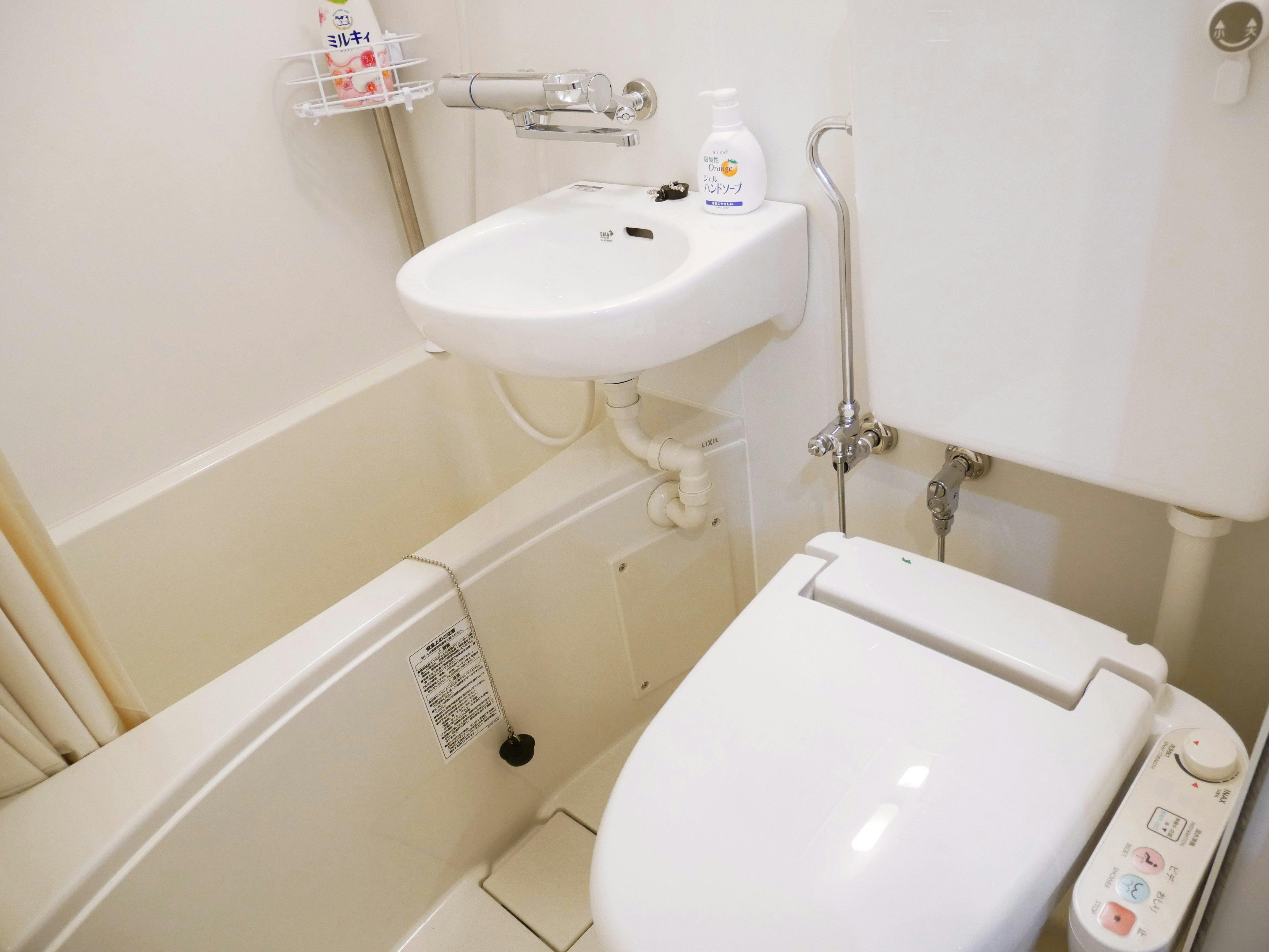 ◆ห้องน้ำพร้อมโถสุขภัณฑ์แบบชาวเวอร์