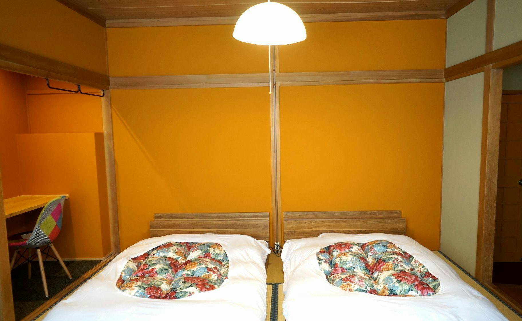 ห้องสไตล์ญี่ปุ่น 8 เสื่อทาทามิพร้อมเตียง