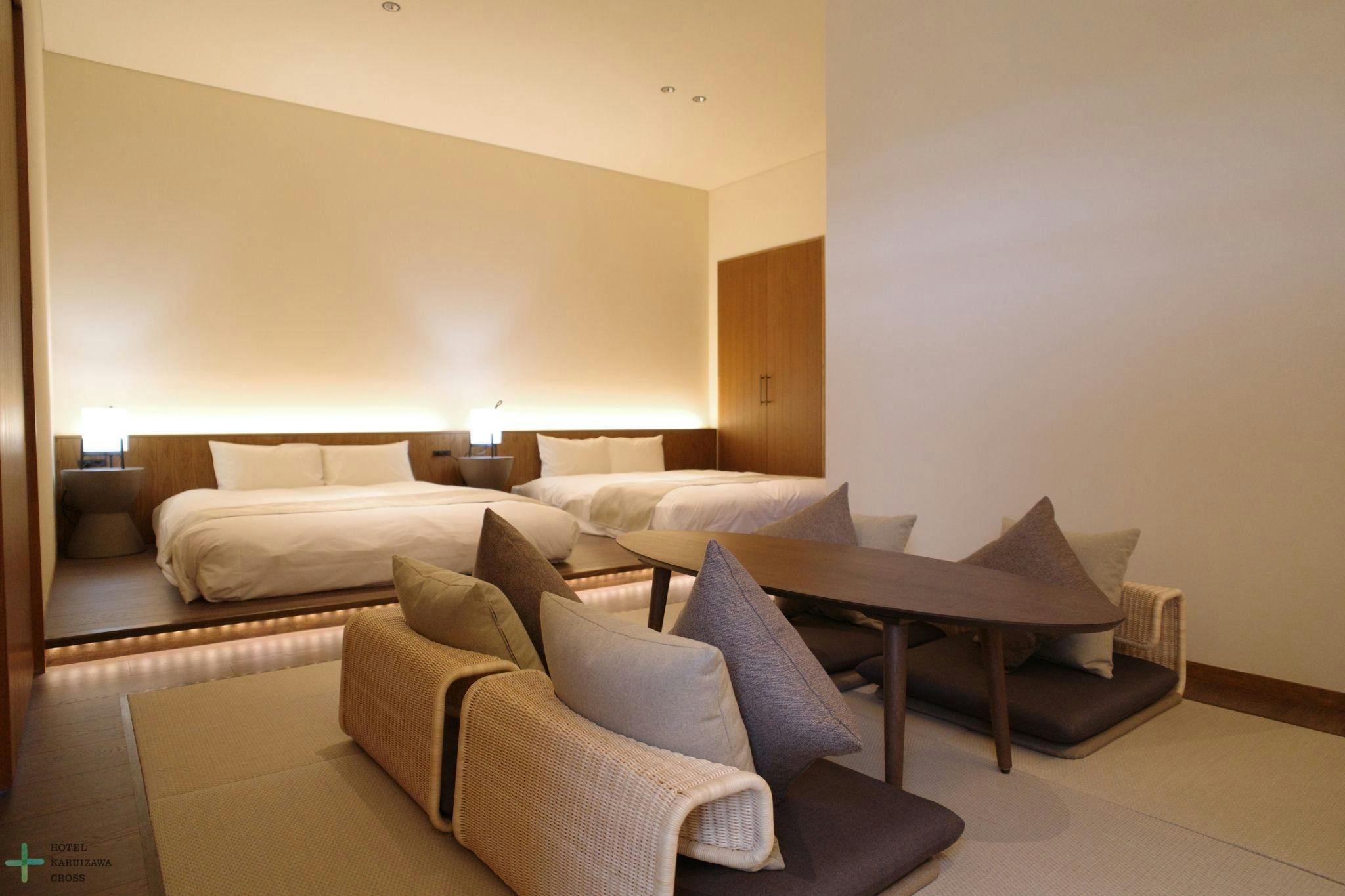 HOTEL KARUIZAWA CROSS