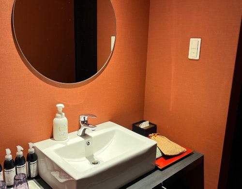 ２階【浮-UKI-】洗面台