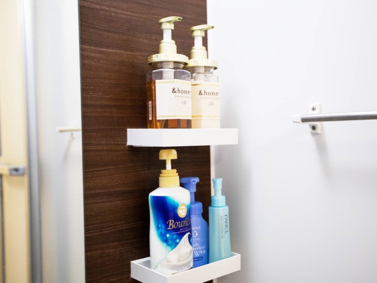 - สิ่งอำนวยความสะดวกในรถบัสครบครัน