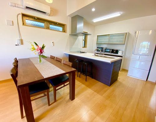 バーカウンターにもなります