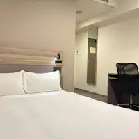 ห้องเตียงใหญ่ ปลอดบุหรี่