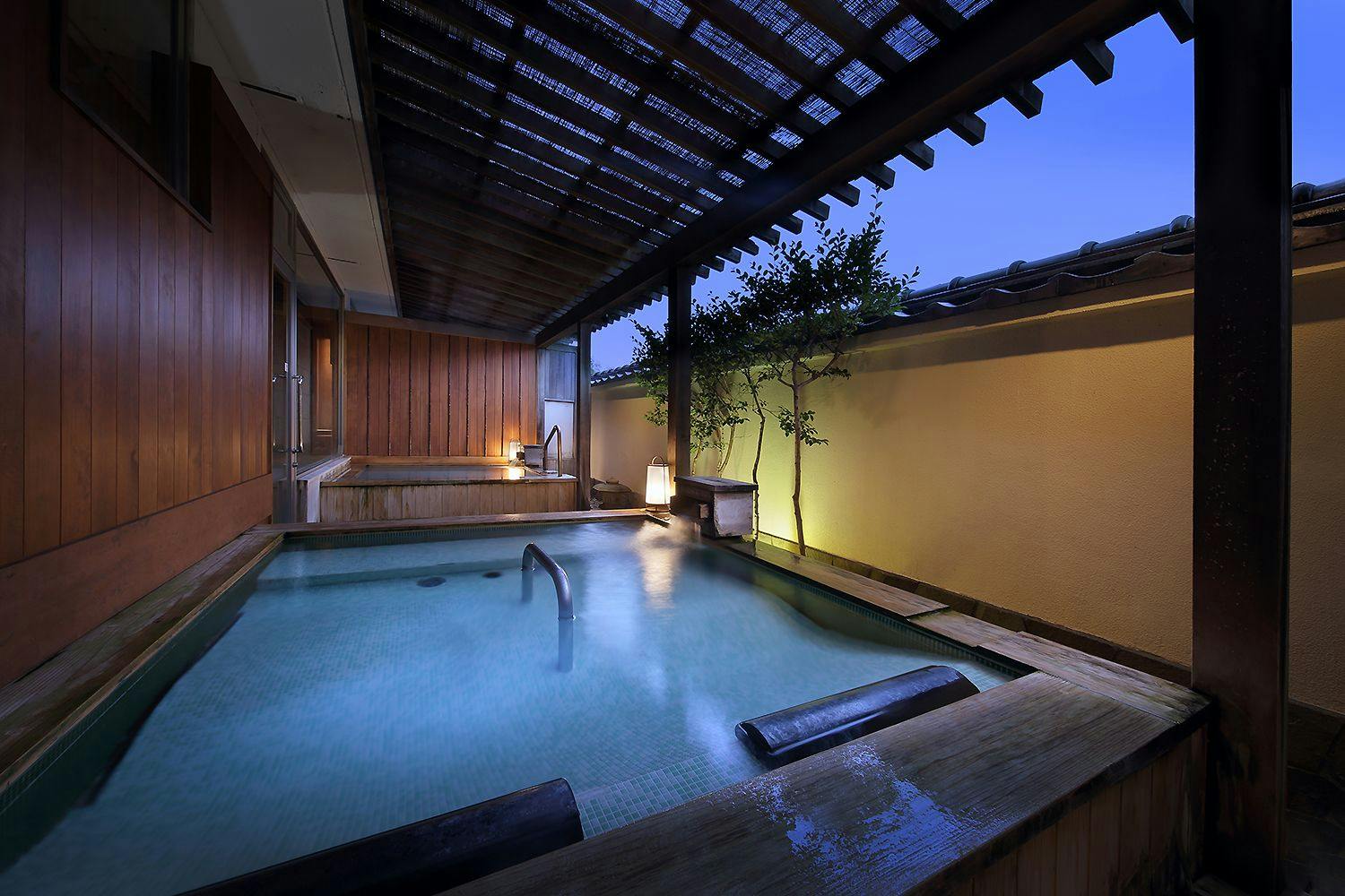 Atami Onsen Sakuraya Ryokan