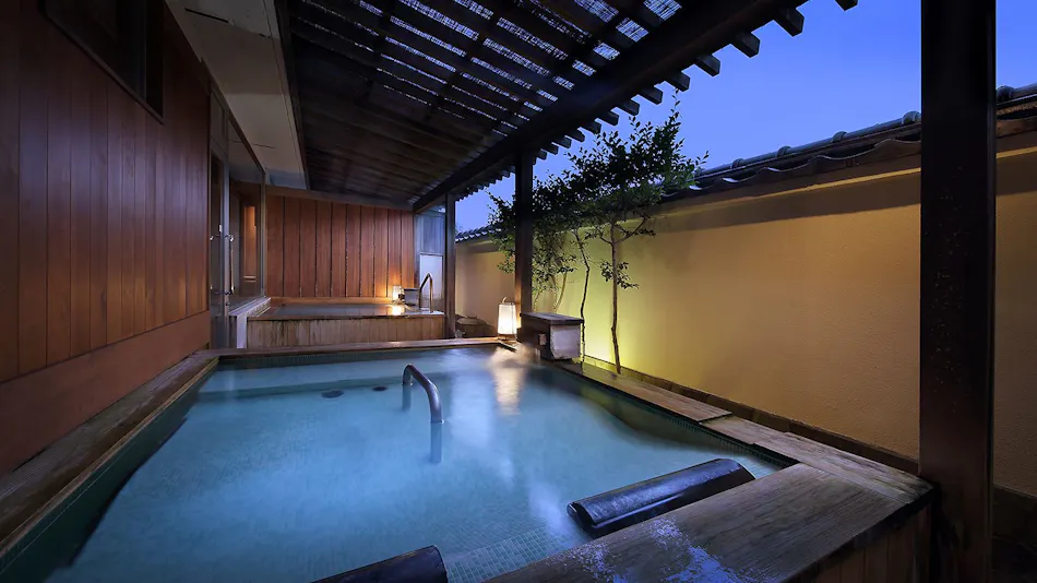 Atami Onsen Sakuraya Ryokan