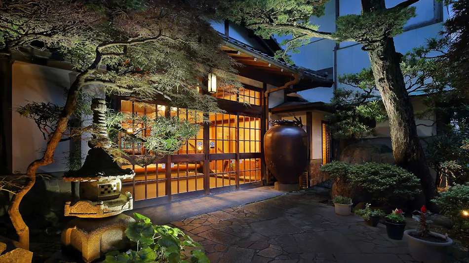 Atami Onsen Sakuraya Ryokan