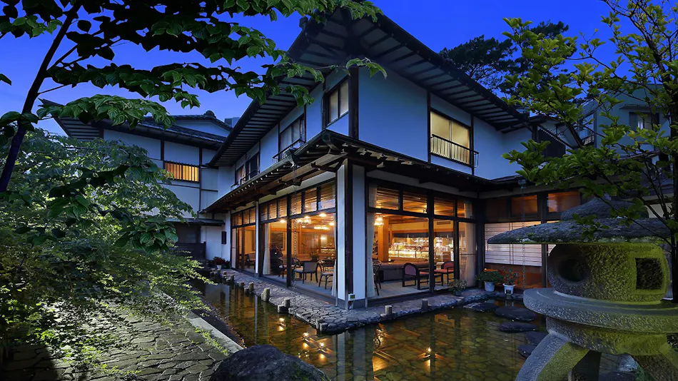 Atami Onsen Sakuraya Ryokan