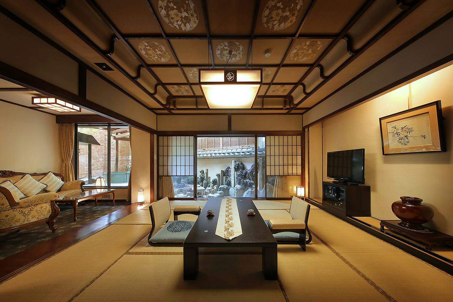 Atami Onsen Sakuraya Ryokan