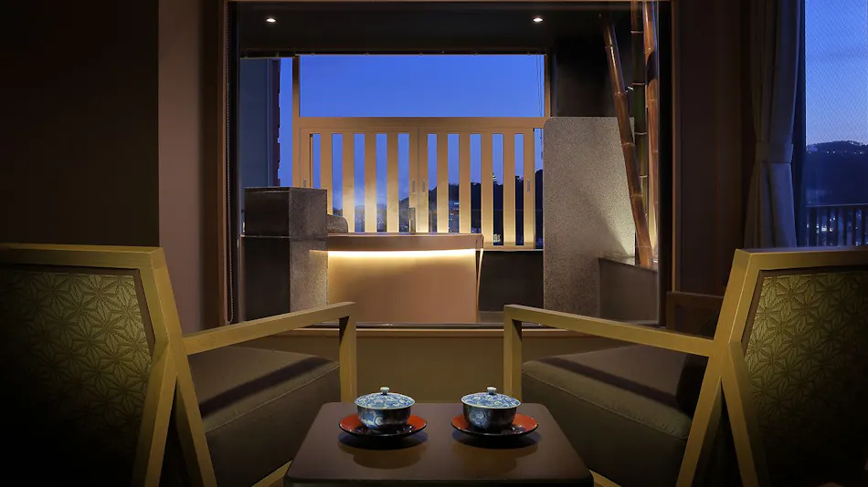 Atami Onsen Sakuraya Ryokan