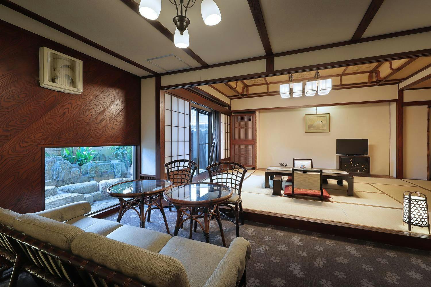 Atami Onsen Sakuraya Ryokan