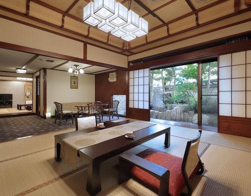 【漆宝閣 会津】