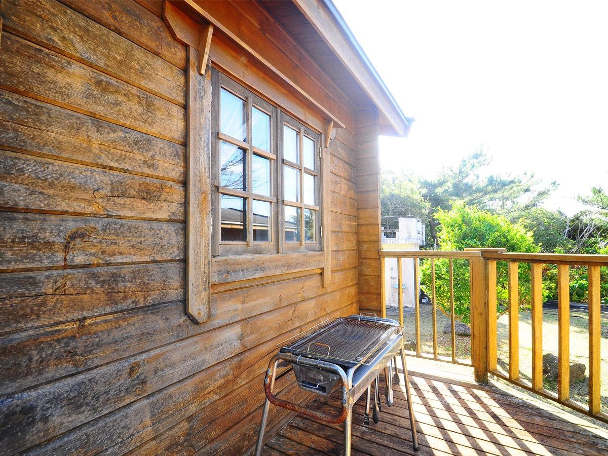 [บ้านไม้ให้เช่าทั้งหลัง]