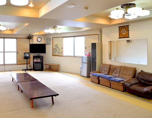 :: みんなで楽しむ 大広間和室 ::