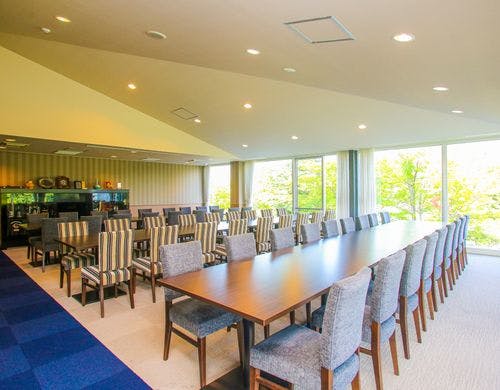 クラブハウス会議室