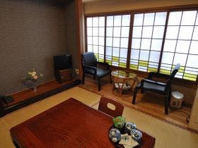 旅館　都屋