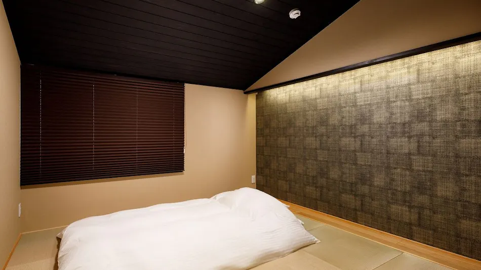 Kanade Fushimiinari-Taishamae