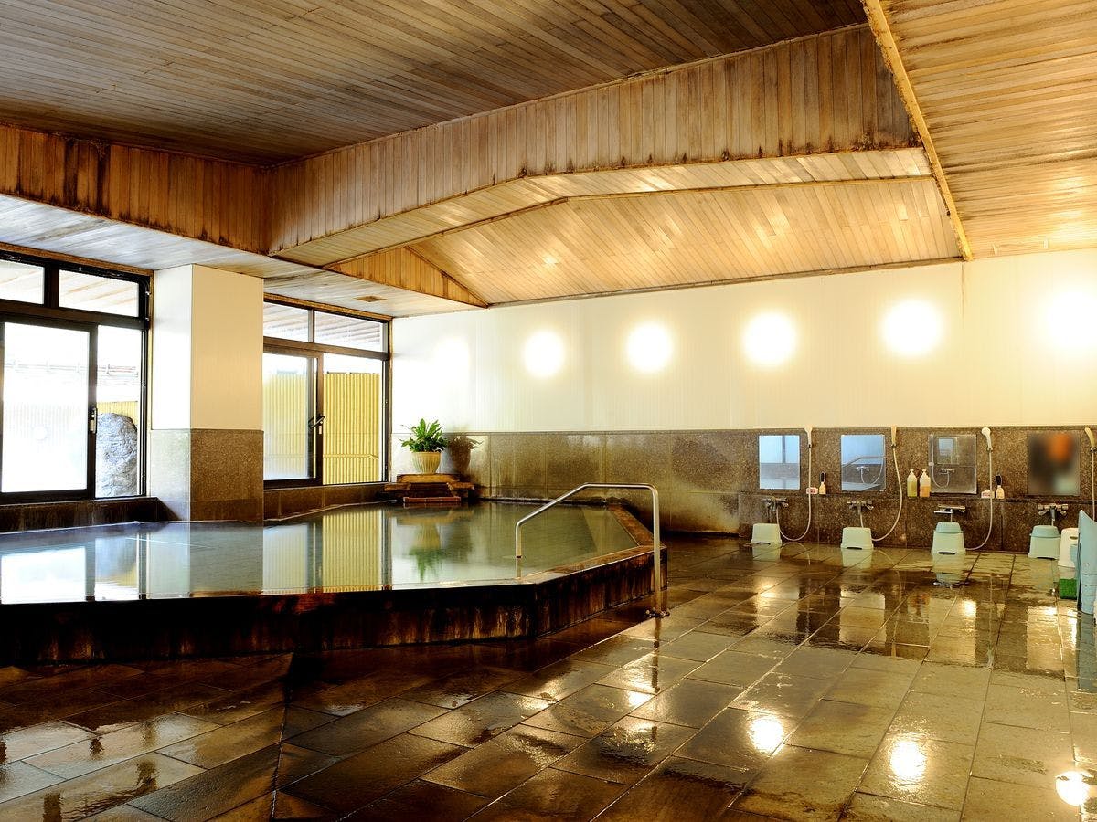 대욕장 (남탕: 1, 여탕: 1)