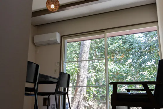 ห้องนั่งเล่นพร้อมครัว