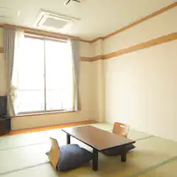 2층, 일본식 방 10다다미 (화장실 없음)