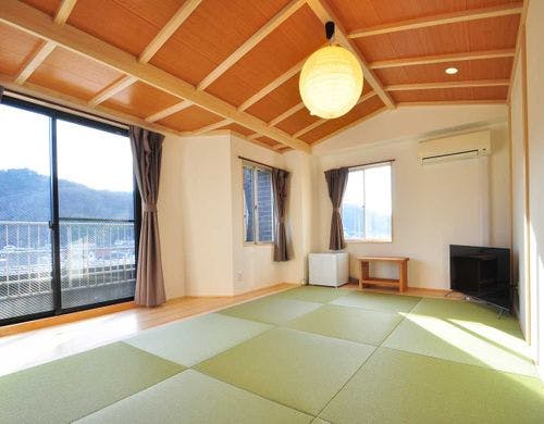 【禁煙和洋室9畳（本館）B7】