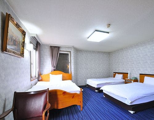 ■喫煙トリプル　本館　A4