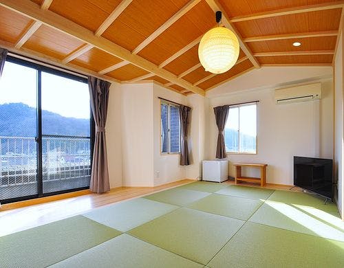 ■禁煙和洋室9畳　本館　B7