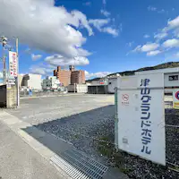 ■ Parking (Separate Area)
