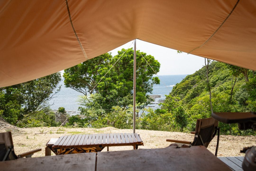 In the Outdoor Shirahama Shihara Coast